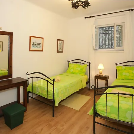 Apartament Zdravko *